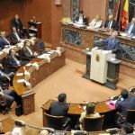 El PP aprueba las leyes de reequilibrio y medidas tributarias para reducir el déficit