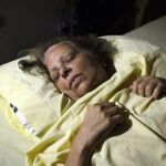 Martha Beatriz Roque, durante la huelga de hambre en su casa de La Habana