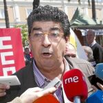 Griñán no detalla los recortes pero promete a IU incrementar el gasto