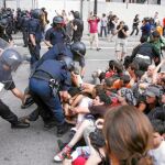 El jefe de los Mossos en Barcelona asume las cargas del desalojo del 27M