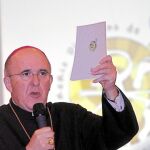 En la imagen, el arzobispo de Valencia, Carlos Osoro, durante una de las celebraciones de la primera edición del Itinerario Diocesano