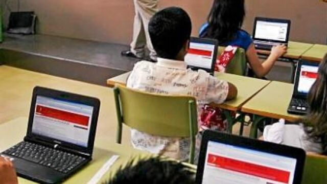 Enseñanza autoriza la jornada seguida a 379 institutos de secundaria