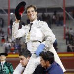 Puerta grande para César Jiménez en Burgos