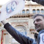 Los trabajadores del Liceo ofrecen un plan alternativo al ERE temporal
