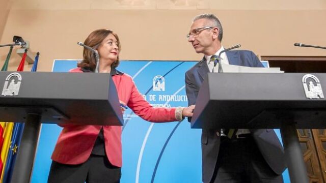 Mar Moreno y Miguel Ángel Vázquez, ayer tras el Consejo de Gobierno