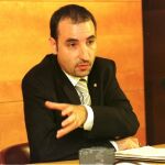 CiU y PPC pactan aplazar la tasa turística y crear exenciones al euro por receta