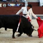 Gonzalo Caballero pincha una oreja en Las Ventas