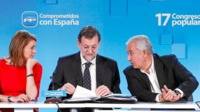 El equipo de Cospedal empieza a rodar