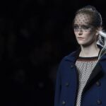 Miguel Palacio propone una silueta urbana y muy femenina para el invierno