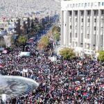 El régimen sirio movilizó ayer a sus partidarios con una marcha que discurrió por el centro de Damasco