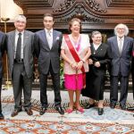 Barberá, junto a Ponce, sor Aurora Gallego, José M. Láinez, F. Sebastián y representantes de Colegio de Titulares Mercantiles y del Colegio Corpus Christi