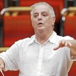Barenboim, durante un ensayo