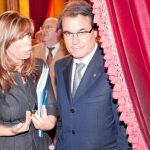 Sánchez-Camacho amenaza con retirar su apoyo parlamentario a Mas