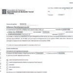 Los informes de arraigo solicitados por Sayra acreditan el empadronamiento, los vínculos familiares y el contrato de trabajo. Sin embargo la solicitud «no es favorable» por no tener los conocimientos mínimos de catalán.
