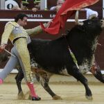 Una espada de cerrojo