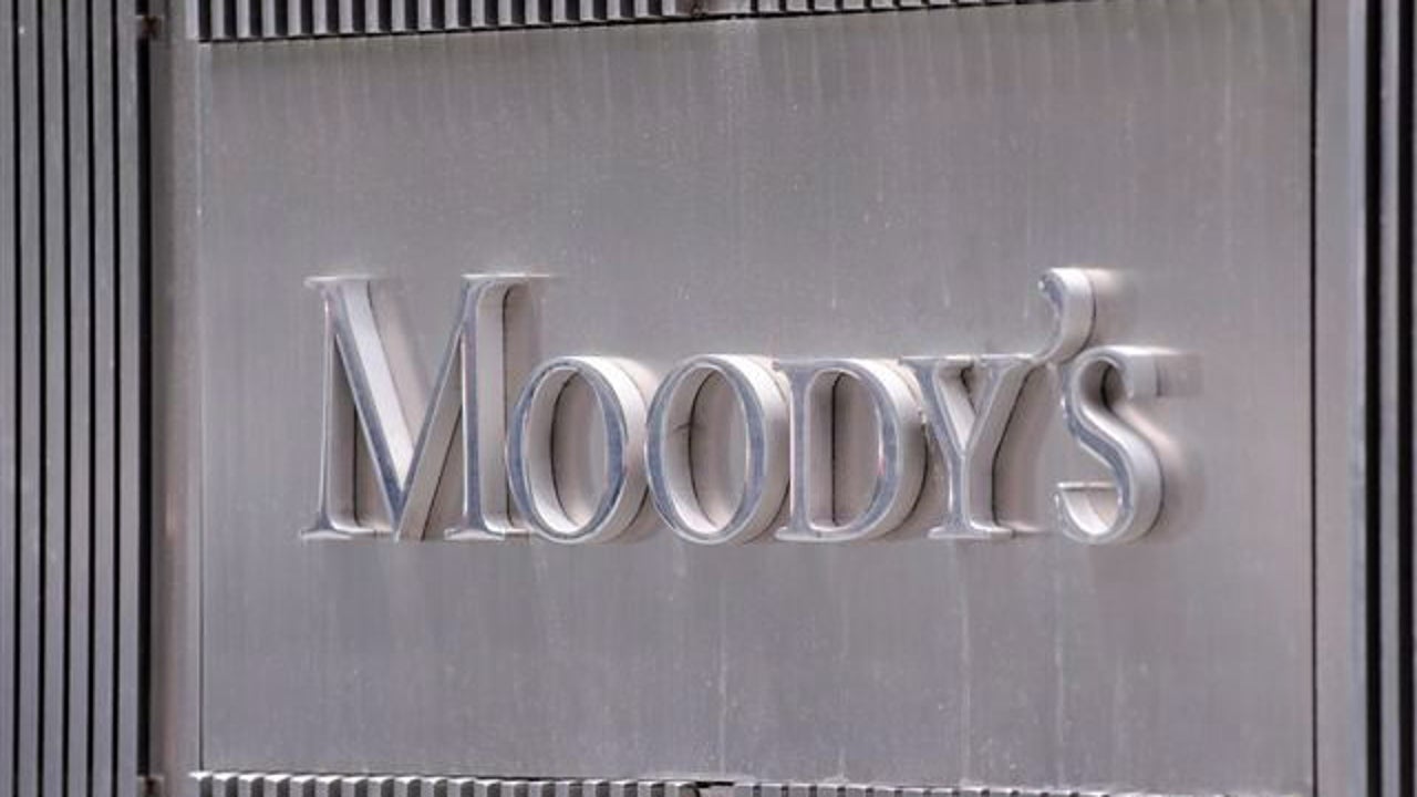 Moody's y Fitch se unen a S&P y también mejoran la nota a España por la "fortaleza de su economía"