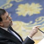 Rajoy dice que el único que ha dado dinero público a la banca «es el PSOE»