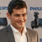 Casillas aprovechó el acto con Phillips para hablar de su situación, defender a Pepe y mostrarse confiado de las opciones de su equipo