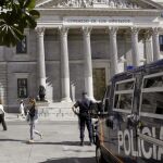 La Policía ha tomado posiciones en torno al Congreso ante las marchas de mañana