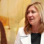 La consejera de Hacienda, Pilar del Olmo, explica la prorroga de las Cuentas autonómicas para 2012