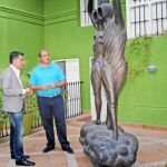 El surrealismo de Dalí inunda una exposición de Puerto Lumbreras