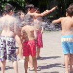 Más becas para las colonias