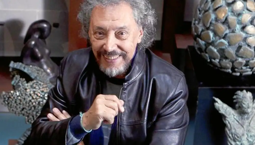 Lluis Llongueras: «Voy desnudo todo el tiempo que puedo»