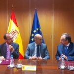 Marín, Legaz y Fuertes, tras la firma del vínculo con Cofides
