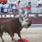 El azteca Fermín Spínola fue encunado de fea manera por el primer astado de Valdefresno
