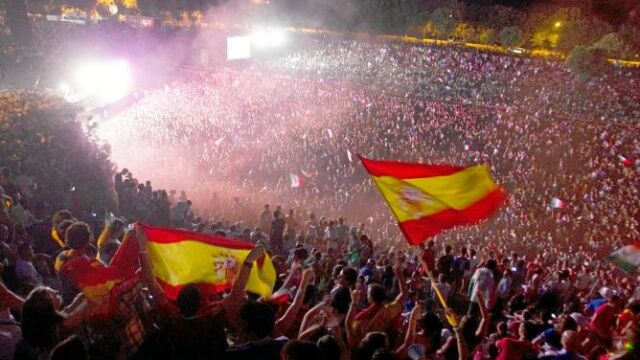 Más de 200000 personas se citan en el Circo Máximo de Roma