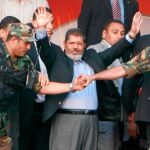 Tahrir corona a Mursi