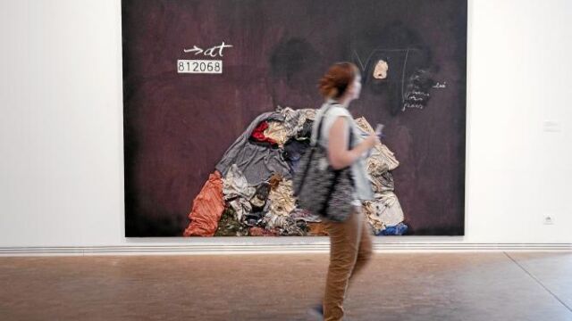 Una exposición reúne la fascinación de Tàpies por el cuerpo humano