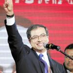 De la pistola a las corbatas
