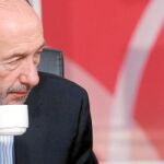 Rubalcaba y Griñán conversan en una imagen de archivo