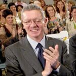 Gallardón firmó ayer en Sevilla un convenio de promoción turística
