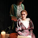 Los actores Nerea Rojo y Alberto Romo, en un momento de la obra