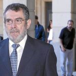 Fallos técnicos de Justicia retrasan hasta hoy la audición de la cinta de La Raza