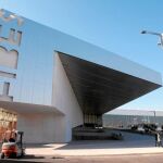 Fachada principal del nuevo Fibes, inaugurado el pasado septiembre