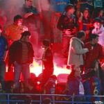 Las bengalas se han cobrado varias vidas en los estadios de fútbol