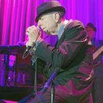 Leonard Cohen, anoche, durante su actuación en el Sant Jordi