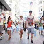 Salir de compras 365 días 24 horas