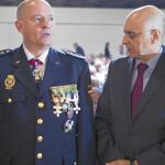 Carlos G. sobre las llamadas de García Hidalgo: «No escribo novelas»