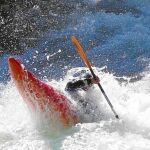 Afluente del Duero, el río Esla, a su paso por la provincia de León, es escenario cada año de diversas competiciones deportivas de piragüismo. Y un buen lugar para los amantes del deporte de aventura