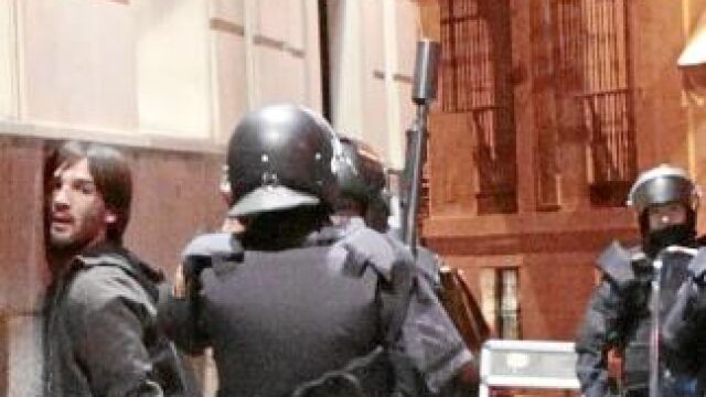 Los «indignados», unidos a los manifestantes de la «marea verde» de la Educación, acabaron en Sol, donde hubo seis detenciones