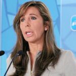 Alicia Sánchez-Camacho, en la rueda de Prensa tras la reunión semanal de su ejecutiva