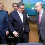 Vela niega que el Gobierno haya rechazado los planes de ajuste