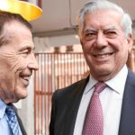 Vargas Llosa: «El ideal es un Nobel y una oreja en Las Ventas»