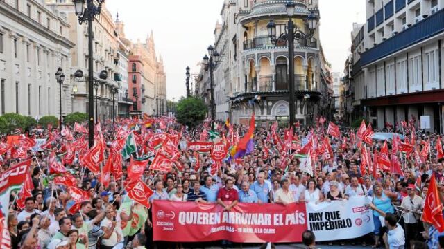 IU quiere «ocupar» el Parlamento