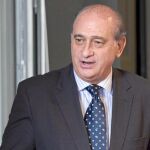Jorge Fernández inauguró ayer en el Círculo Ecuestre el ciclo político «La España que queremos»