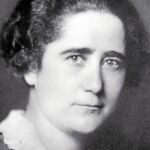 En España, la llegada de la República marcó el punto de inflexión y en 1931 se aprobó el sufragio femenino con un papel muy destacado de Clara Campoamor